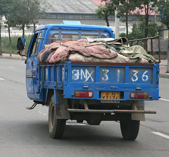 China, tripod truck