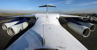 Il-76 roof