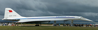 Tu-144