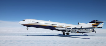 boeing 727 landing on ice